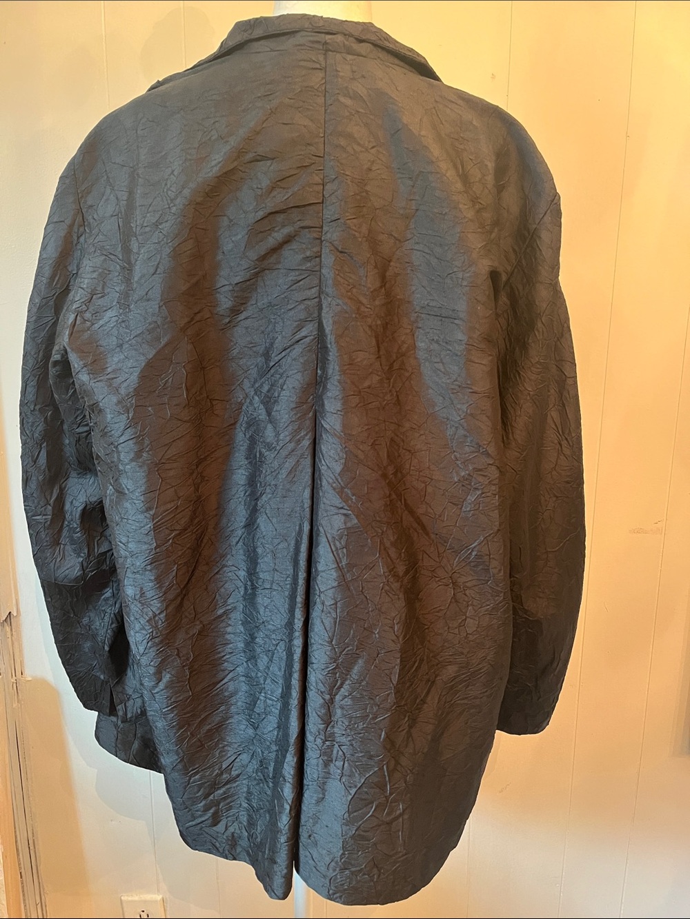 Eileen Fisher Black Crinkled Open Front Blazer - Picture 4 of 9